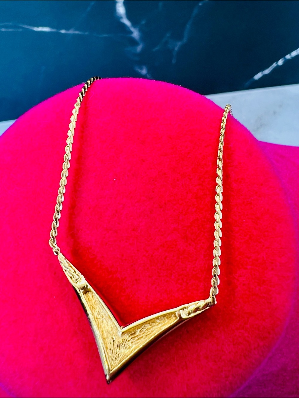 Christian Dior Gold Plated Vintage V Shaped Pave Crystals Necklace w/ CD Logo. - Picture 10 of 10